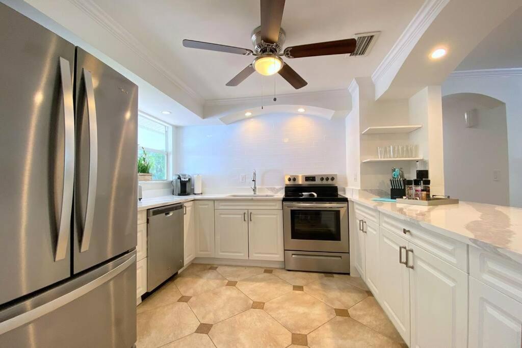 Cheerfull 4/Bed/ 3 Bath / Pool / Best Location North North Naples المظهر الخارجي الصورة