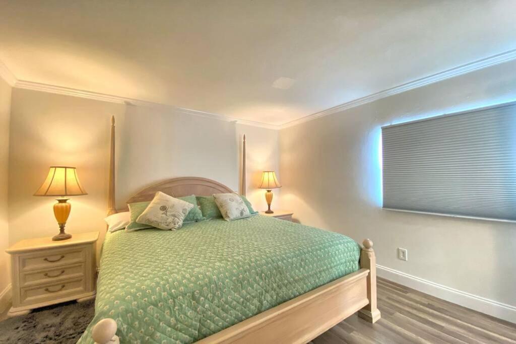 Cheerfull 4/Bed/ 3 Bath / Pool / Best Location North North Naples المظهر الخارجي الصورة